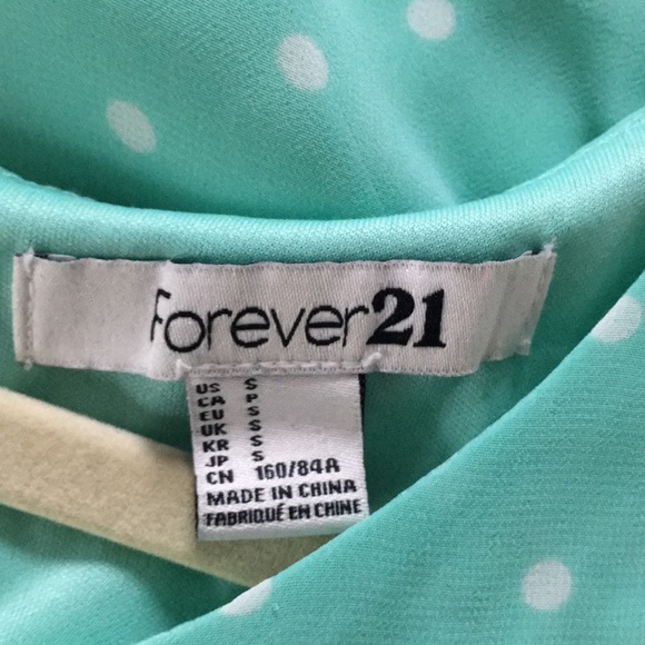 Green polka dot top from forever 21 - Picture 4 of 4